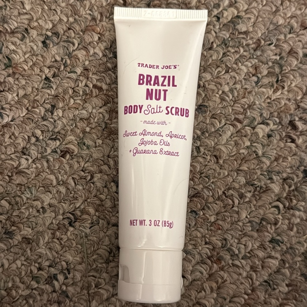 **FREE WITH PURCHASE** Brazil Nut Body Salt Scrub